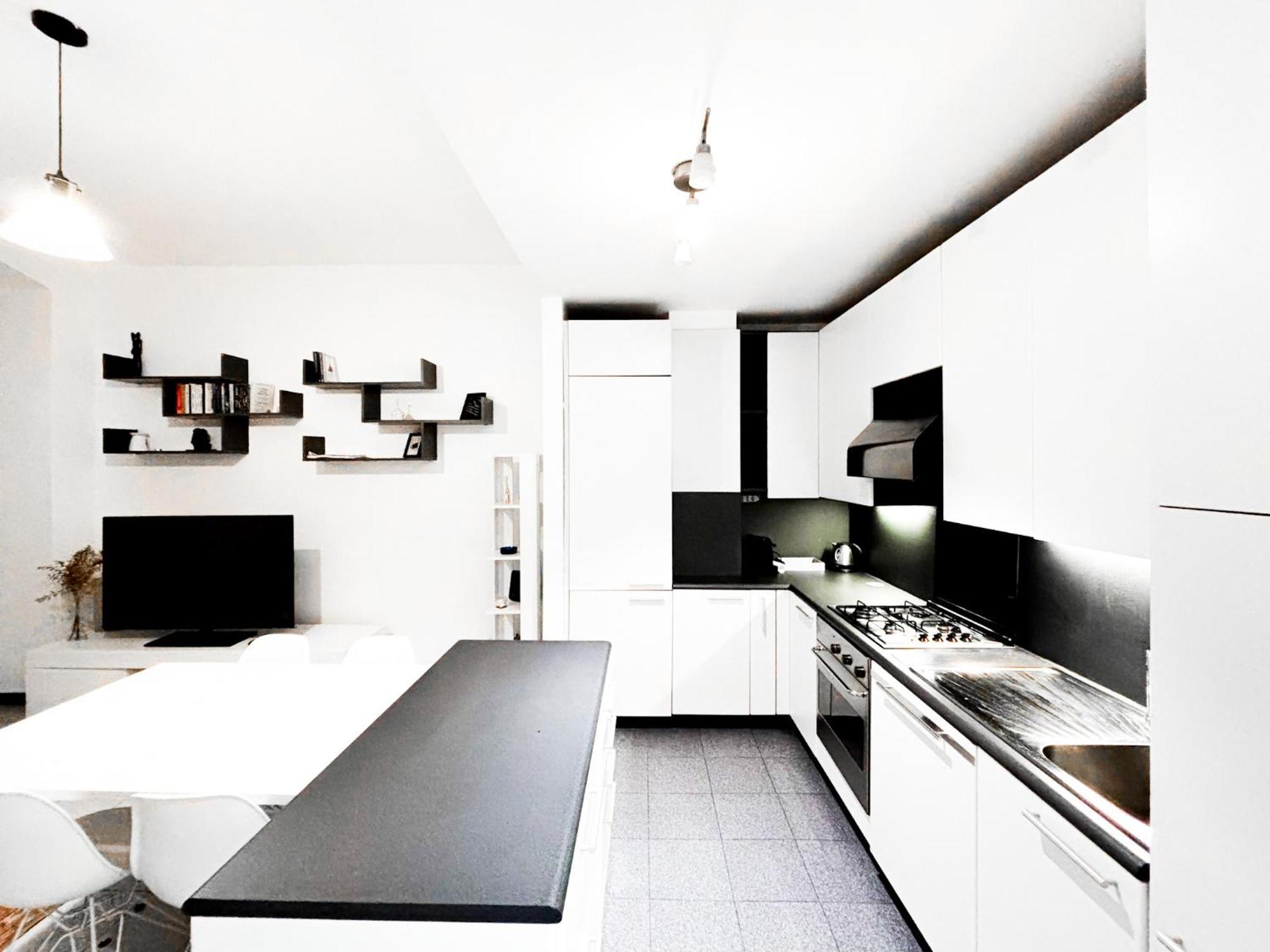 Sweet Staying At Large 3rooms In Navigli Apartment